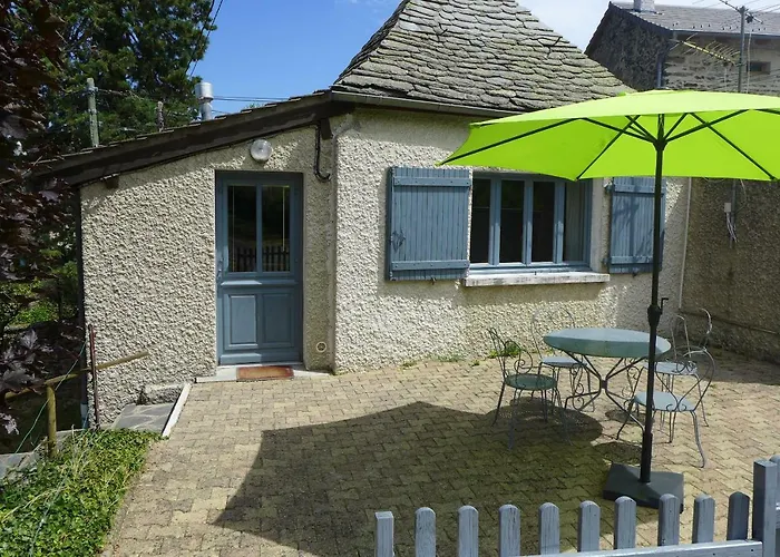 La P\'Tite Maison