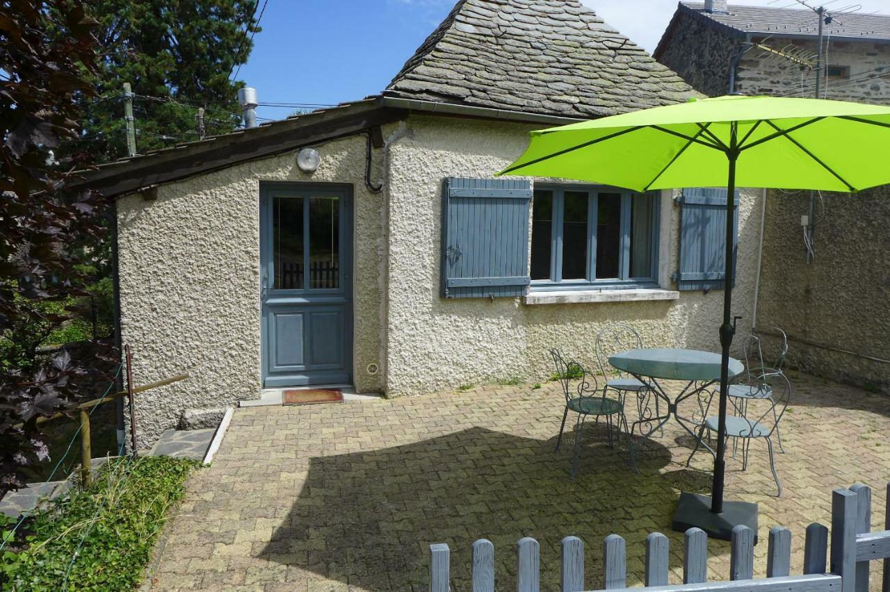 Holiday home La P'tite Maison Saint-Hostien